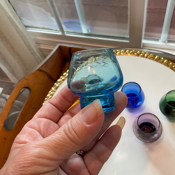 VTG Saki Cordial Colored Etched Shot Glasses - Set of 6 - Picture 4 of 10